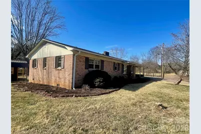 635 Powell Road NE, Lenoir, NC 28645 - Photo 2