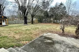 635 Powell Rd NE, Lenoir, NC 28645 - Photo 38