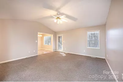 818 Gemcrest Drive NE, Conover, NC 28613 - Photo 4