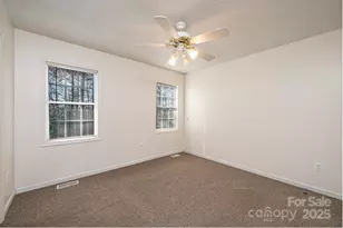 818 Gemcrest Dr NE, Conover, NC 28613 - Photo 18