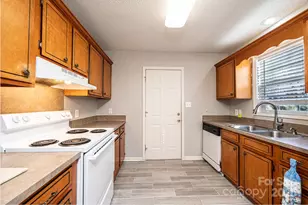 818 Gemcrest Dr NE, Conover, NC 28613 - Photo 12