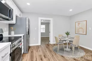 1015 W 4th Ave, Gastonia, NC 28052 - Photo 6