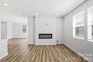 228 Bezelle Ave, York, SC 29745 - Photo 4