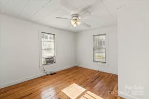 412 Wilson St NW, Lenoir, NC 28645 - Photo 12