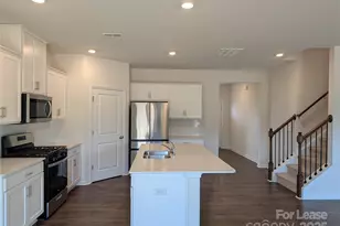 10731 Claystone Dr, Davidson, NC 28036 - Photo 8