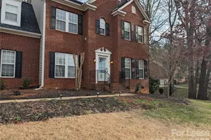 1013 Muirfield Dr, Mooresville, NC 28115 - Photo 2