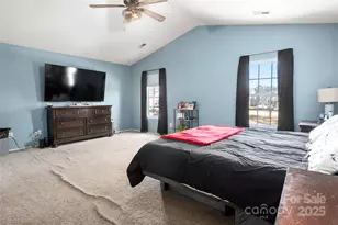 3434 Charterhall Ln, Charlotte, NC 28215 - Photo 18