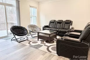 10211 Glenmere Crk Cir, Charlotte, NC 28262 - Photo 4