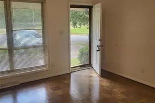 4731 Highlake Dr, Charlotte, NC 28215 - Photo 2