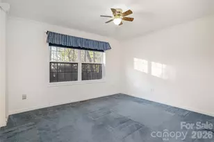 135 Reservoir Dr, Hendersonville, NC 28739 - Photo 24