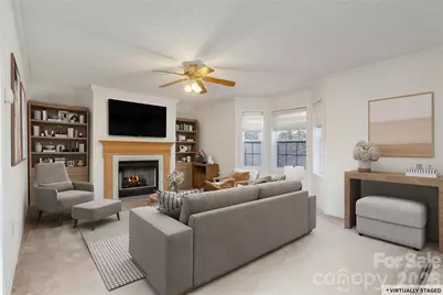 135 Reservoir Drive, Hendersonville, NC 28739 - Photo 4