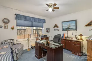 135 Reservoir Dr, Hendersonville, NC 28739 - Photo 20