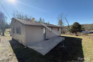 121 Tom McKinney Rd, Brevard, NC 28712 - Photo 12