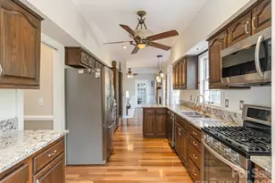 514 Whispering Hills Dr, Hendersonville, NC 28792 - Photo 8