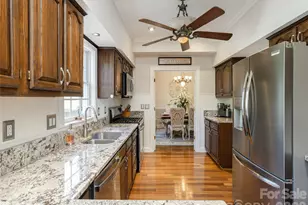 514 Whispering Hills Dr, Hendersonville, NC 28792 - Photo 10