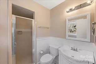 2418 Vista Dr, Charlotte, NC 28212 - Photo 40