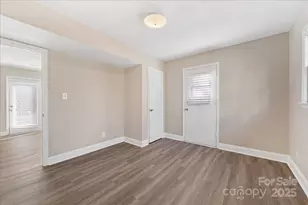 2418 Vista Dr, Charlotte, NC 28212 - Photo 38