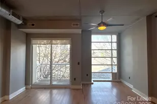 505 E 6th St, Charlotte, NC 28202 - Photo 6