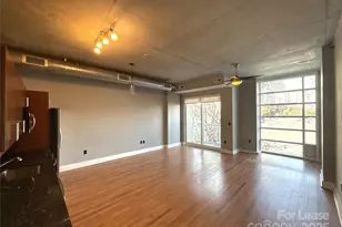 505 E 6th St, Charlotte, NC 28202 - Photo 4