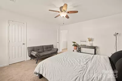 9404 Quilting Bee Lane, Charlotte, NC 28216 - Photo 22