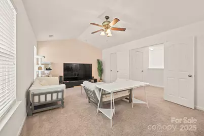 9404 Quilting Bee Lane, Charlotte, NC 28216 - Photo 30