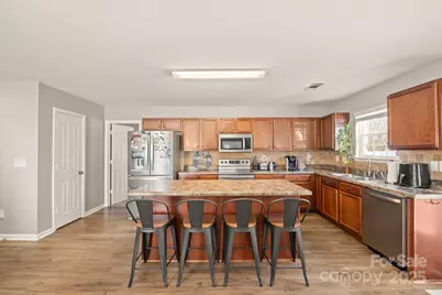 9404 Quilting Bee Lane, Charlotte, NC 28216 - Photo 12