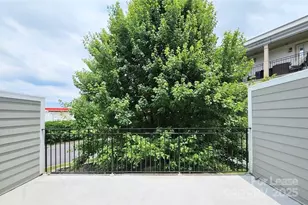 2108 Ayrsley Town Blvd, Charlotte, NC 28273 - Photo 2