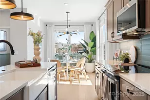 5028 Beirut Dr, Charlotte, NC 28217 - Photo 8