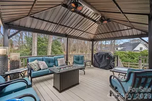 12415 Darby Chase Dr, Charlotte, NC 28277 - Photo 2