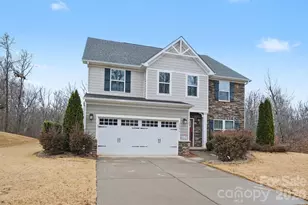 10474 Black Locust Ln, Charlotte, NC 28215 - Photo 2