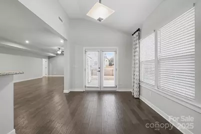 10474 Black Locust Lane, Charlotte, NC 28215 - Photo 22