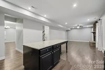 10474 Black Locust Lane, Charlotte, NC 28215 - Photo 18