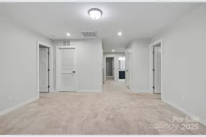 10474 Black Locust Lane, Charlotte, NC 28215 - Photo 34