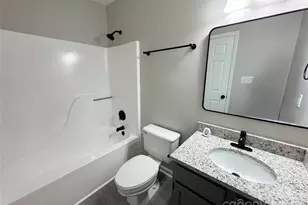 1425 Sugar Hollow Dr, Charlotte, NC 28214 - Photo 10