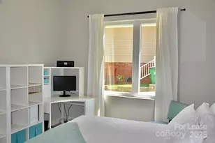 916 Westbrook Dr, Charlotte, NC 28202 - Photo 22