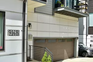 916 Westbrook Dr, Charlotte, NC 28202 - Photo 2