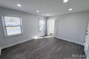 6207 Eagle Peak Dr, Charlotte, NC 28214 - Photo 6