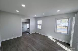 6207 Eagle Peak Dr, Charlotte, NC 28214 - Photo 4