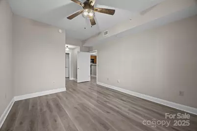 300 W Fifth Street #227, Charlotte, NC 28202 - Photo 12