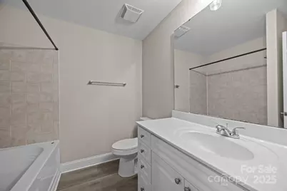 300 W Fifth Street #227, Charlotte, NC 28202 - Photo 14