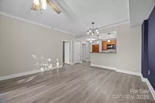 300 W 5th St, Charlotte, NC 28202 - Photo 8