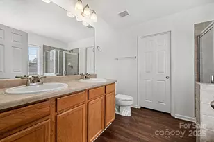 13812 Riding Hill Ave, Charlotte, NC 28213 - Photo 16