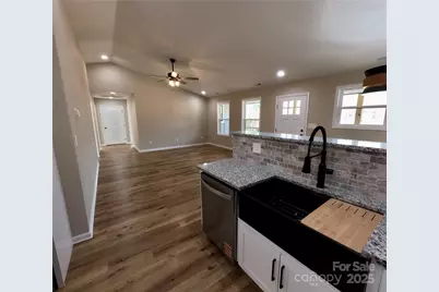 128 Big Sky Drive, Marion, NC 28752 - Photo 6