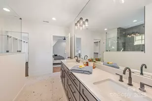 307 Coxe Ave, Charlotte, NC 28208 - Photo 22