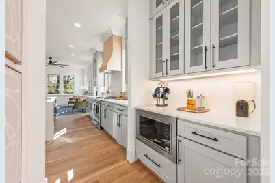 307 Coxe Avenue, Charlotte, NC 28208 - Photo 10