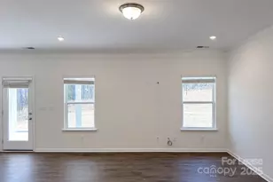 6100 Trinity Xing Cir, Kannapolis, NC 28081 - Photo 4