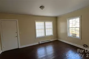 2621 Dr Carver Rd, Charlotte, NC 28208 - Photo 2