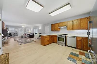 2336 21st Avenue NE, Hickory, NC 28601 - Photo 24