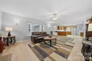 2336 21st Ave NE, Hickory, NC 28601 - Photo 18