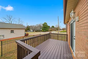 2336 21st Ave NE, Hickory, NC 28601 - Photo 46